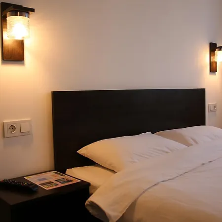 Zzz Guest house